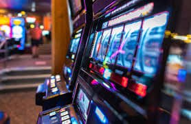 vlp880 Slots APP ဒေါင်းလုဒ်ပြီး Mobile ဖြင့် PG Soft ဂိမ်း ကစားနေသောမြင်ကွင်း